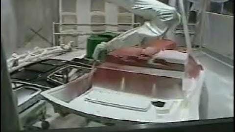 Robot spraying polyurea coating