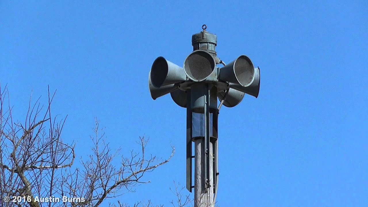 Zanesville, IN Federal Signal STL10 3/2/16 YouTube