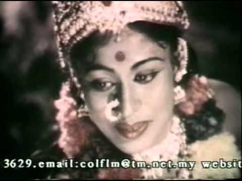 Unakkagave Pirantha Song Lyrics on YouTube