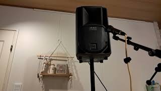 RCF Art 708-A MK V - a quick demo with music playback