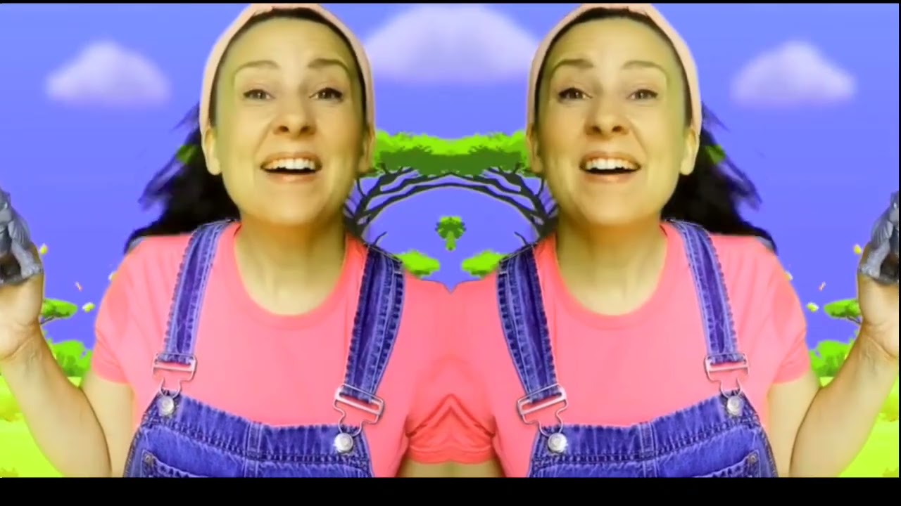 Who's in the zoo playing pick a booo?? PICKK A BOO😁