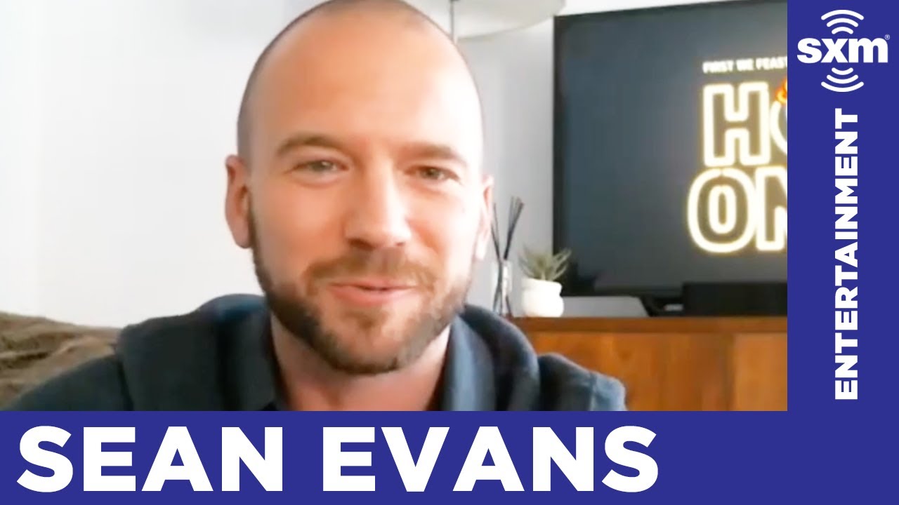 Sean Evans Talks Filming 'Hot Ones' During the Pandemic YouTube