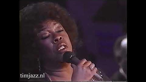 Sarah Vaughan - Send In The Clowns