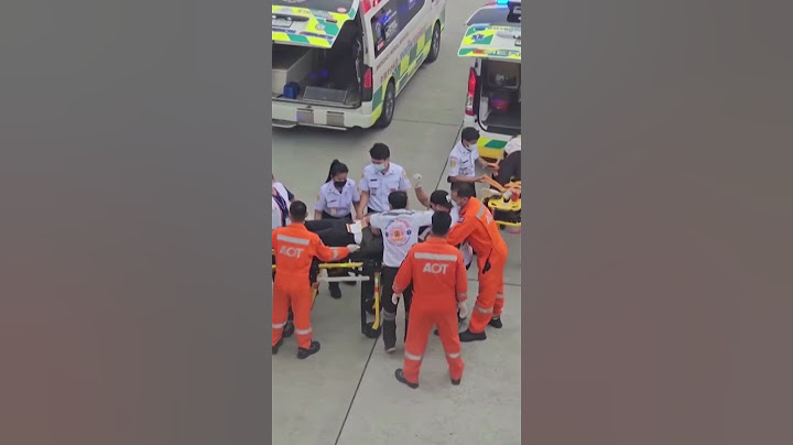 Shocking moment injured Singapore Airlines passengers are carried off the plane