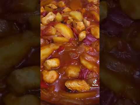 Pileci gulas iz