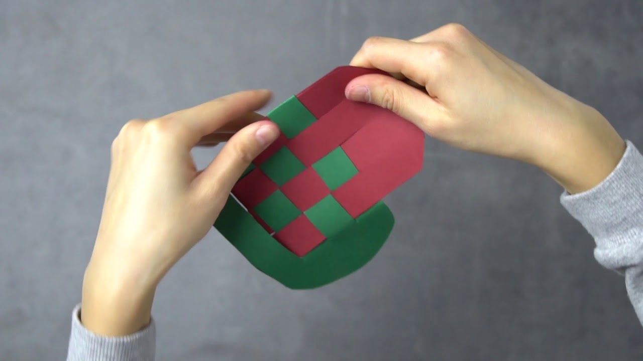 Så viker du ett pappershjärta till julgranen