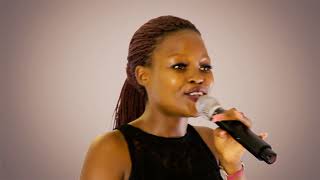 LyricalQueen - Ngijabule (Performance)