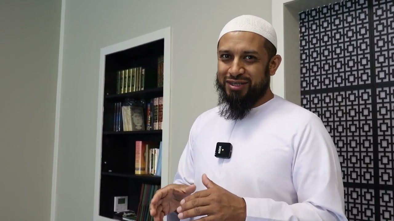 Demonstration of the Physical Movements of Salah - Shaykh Shams Adduha