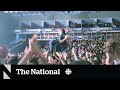 #TheMoment Billy Talent fans helped a man crowd surf in a wheelchair
