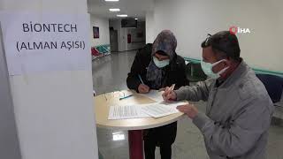 Çorumda 153 Bi̇n Ki̇şi̇ Aşi Oldu