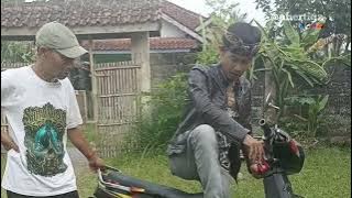 Mama Dodeng Reports to the Police