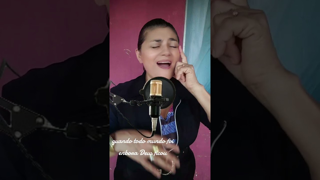 quando todo mundo foi embora Deus ficou