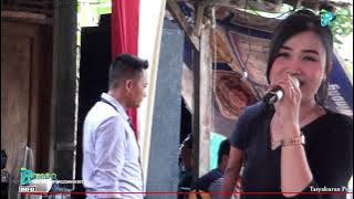 Ati Kesikso Voc. Eva Ruzmala Fress Music