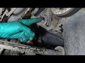 Toyota Vitz scp-10 1SZ Замена ремня генератора (приводного ремня). Alternator belt replacement.