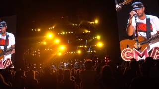 Luke Bryan - Drink a Beer (w/ moment of silence) (Live CMA Fest 2016) chords