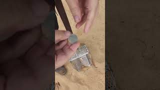 Achando Dinheiro Facíl na praia com detector de metal detectormetal boradetectar