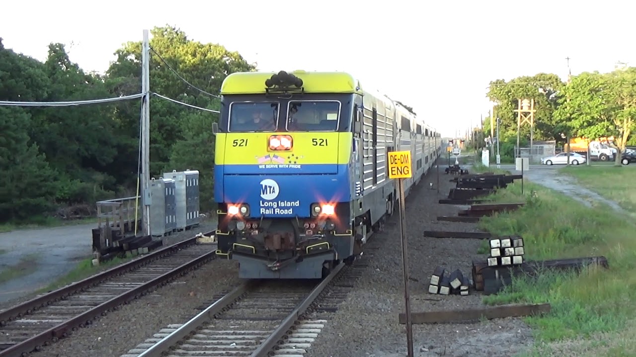 LIRR Westhampton Trains Arrive From the East YouTube