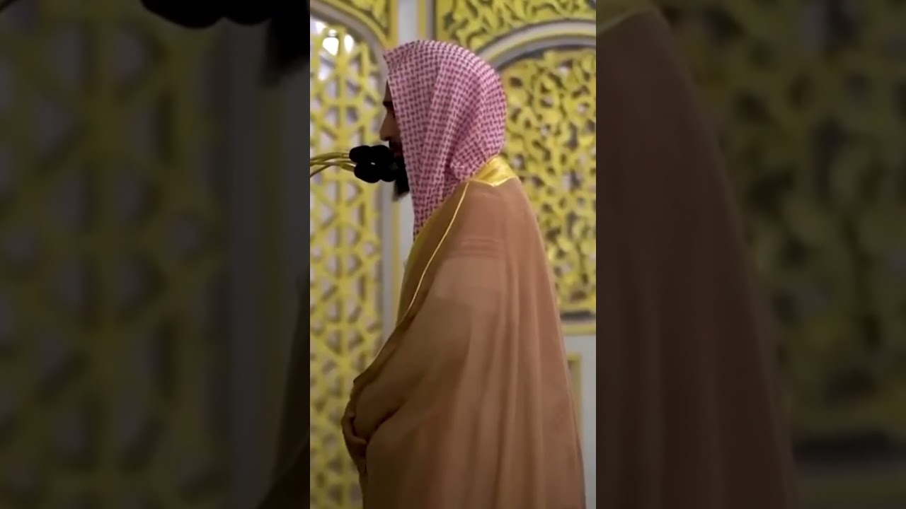 ﴿الأَخِلّاءُ يَومَئِذٍ بَعضُهُم لِبَعضٍ عَدُوٌّ إِلَّا المُتَّقينَ﴾ الشيخ احمد بن طالب