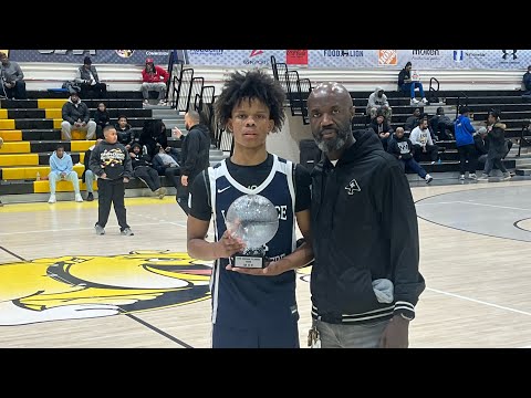 Lawrence Woodmere Academy (NY) Faced Off Against An Undefeated John Marshall (VA) At Dream Classic
