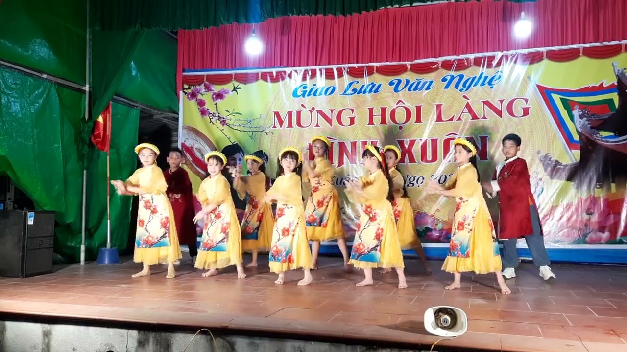 Điệu Nhảy Sôi Động tự do các cháu thiếu nhi tổ 3 phường Kim Bảng tỉnh Ninh Bình trình bày