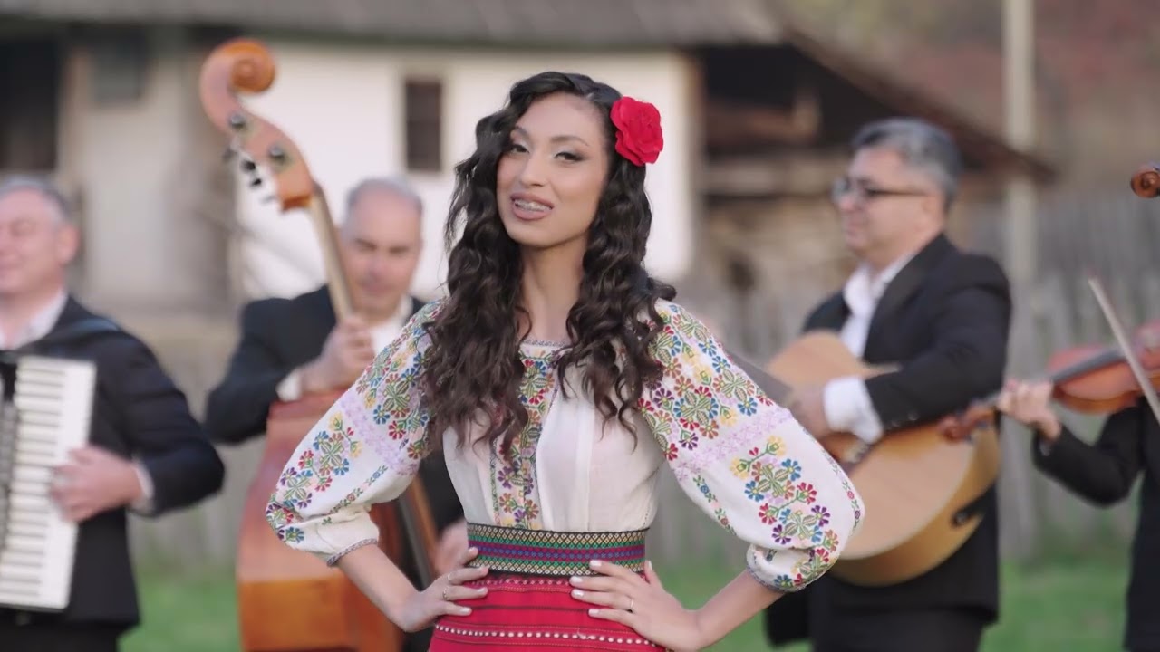 Burcea Iustina - ❤️Tinerețe viața dulce ❤️( Official Video)