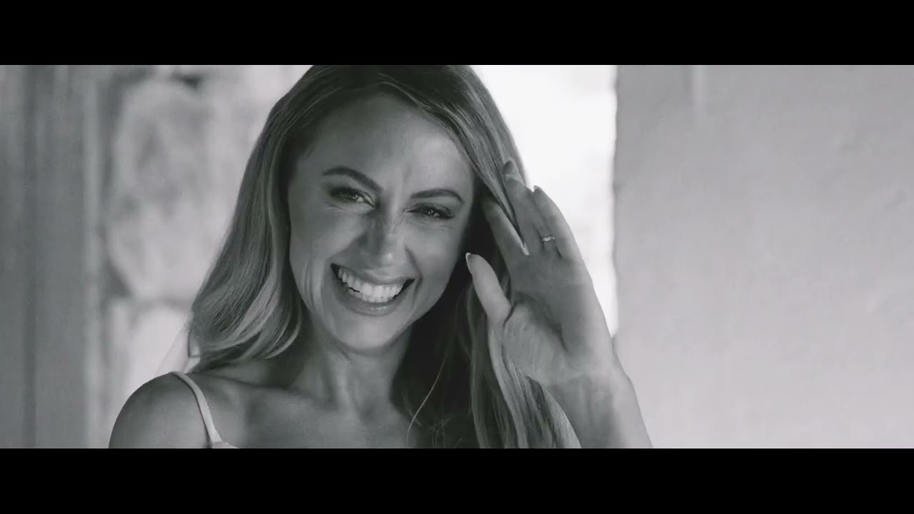 Luxury Wedding in Barcelona with Flamenco Vibes | Featured on Destination I Do