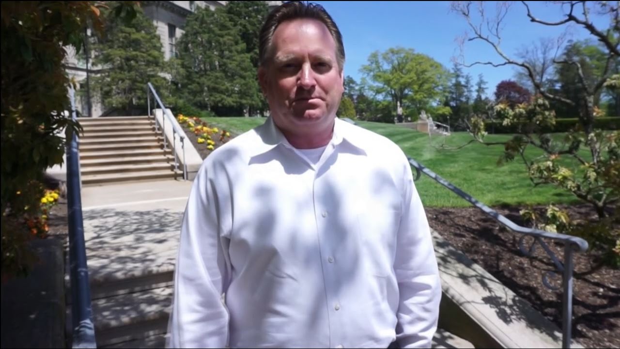 Introducing Tom Herrington