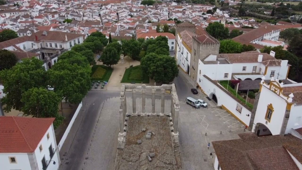 O Templo Romano de Evora  - Portugal