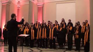 Coral Escola canta 'Baião de Quatro Toques' de José Miguel e Luiz Tatit