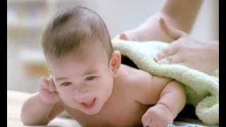 Download Lagu mamypoko bath time MP3 Download Lagu mamypoko bath time MP3
