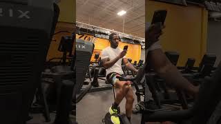 Multitasking Cardio Grind: Work Hard, Scroll Harder #gainz #creatine #weightgainers #lifthard