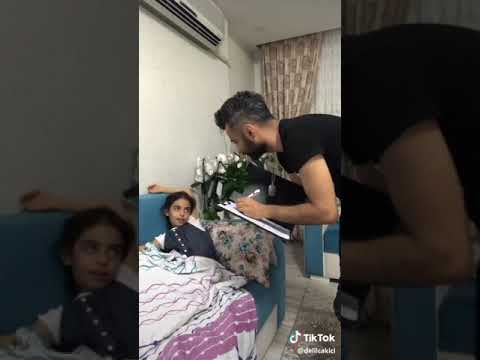 Video: Umutsuz ev hanımları gösterilerini iddia ediyorlar.