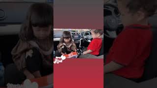 Mbak Sama Adek Maen Dimobil