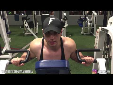 Shoulder Workout - Reverse Machine Shoulder Press