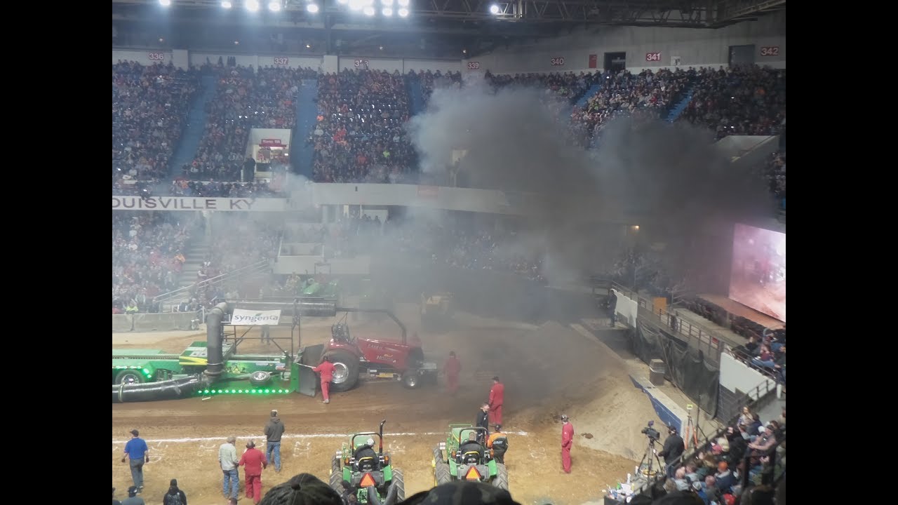 Smoke Tube BRAKES at Louisville Ky Championship tractor pull Finals 2