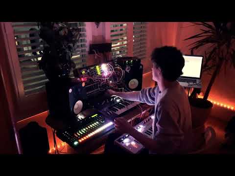 Charlotte | Live Performance | Eurorack Modular Techno