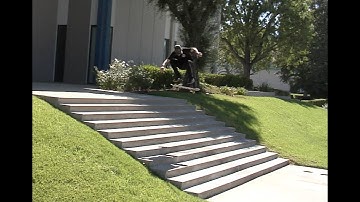 Dave Bachinsky Heelflip Raw Cut