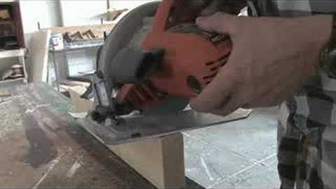 Using a Circular Saw : Circular Saw Notch Cuts