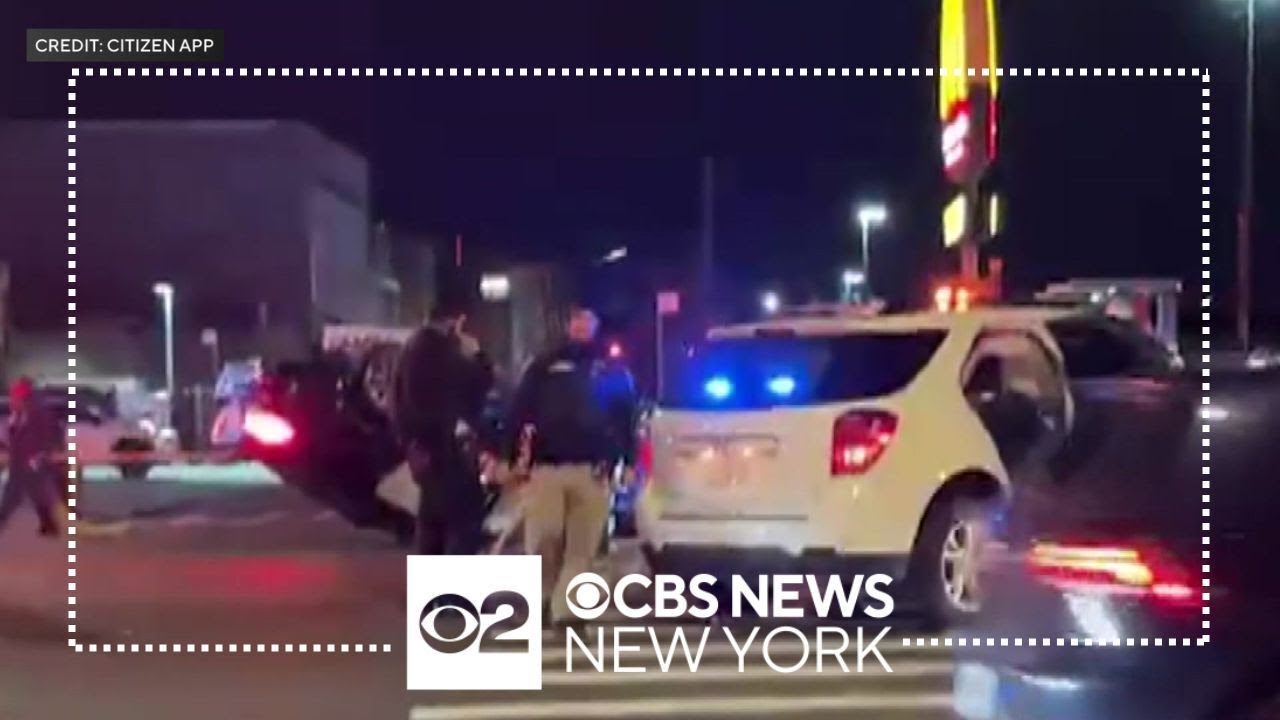 3 NYPD officers hurt in Brooklyn car crash - YouTube