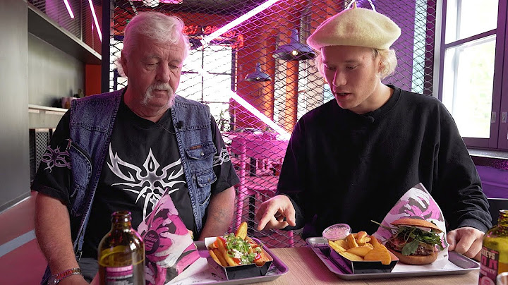 Vein mun 70-vuotiaan naapurin ekaa kertaa Naughty Burgeriin