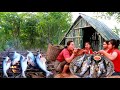 Survival in the rainforest-three woman found pangasius djambal & cooking recipe - Eating delicious