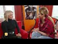 Gigi en Bella Hadid houden moeder op de been - RTL BOULEVARD