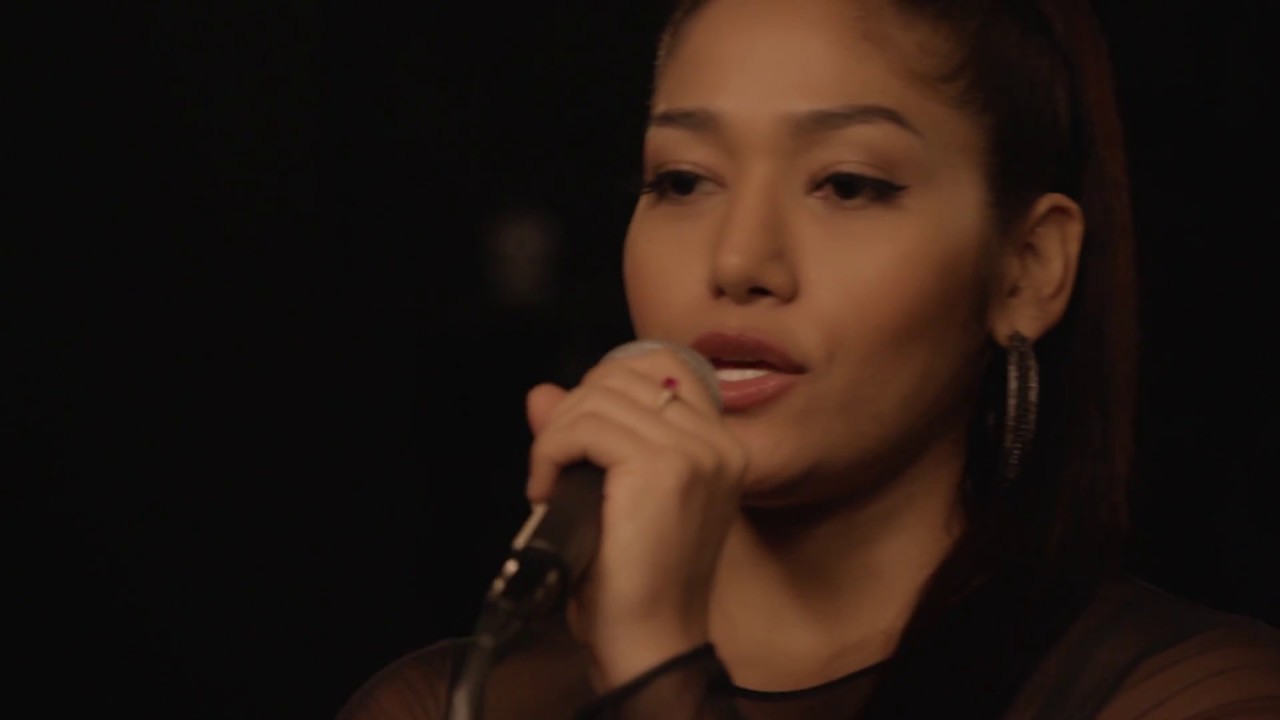 FARIANA - PORTARME MAL (Live for CBS & Grammy Awards)