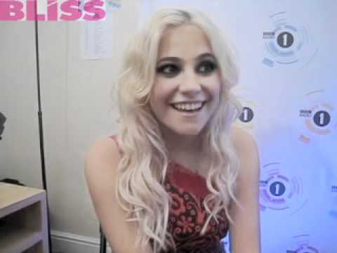 A Merry Xmas from Tinchy Stryder, Pixie Lott, Prof...