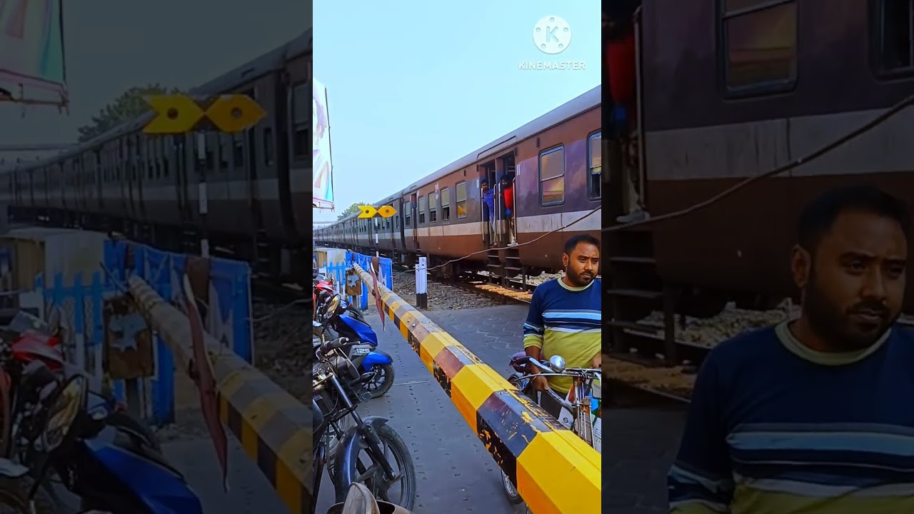 Raiganj Station crossing🚆🚆 