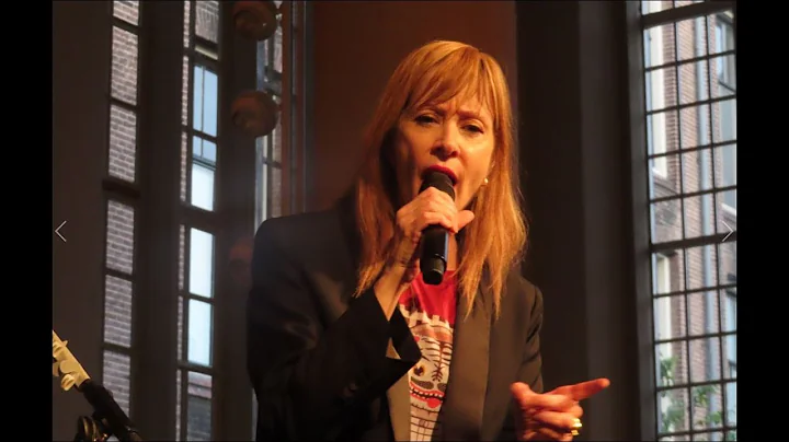 Suzanne Vega,  In Liverpool, from Amsterdam 2022