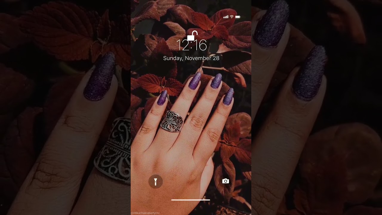 NY Bae nailpolish swatch (Blueberry sprinkles sundae) 