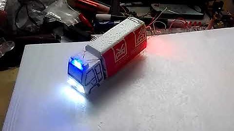 ATtiny13 flash LED 1/87