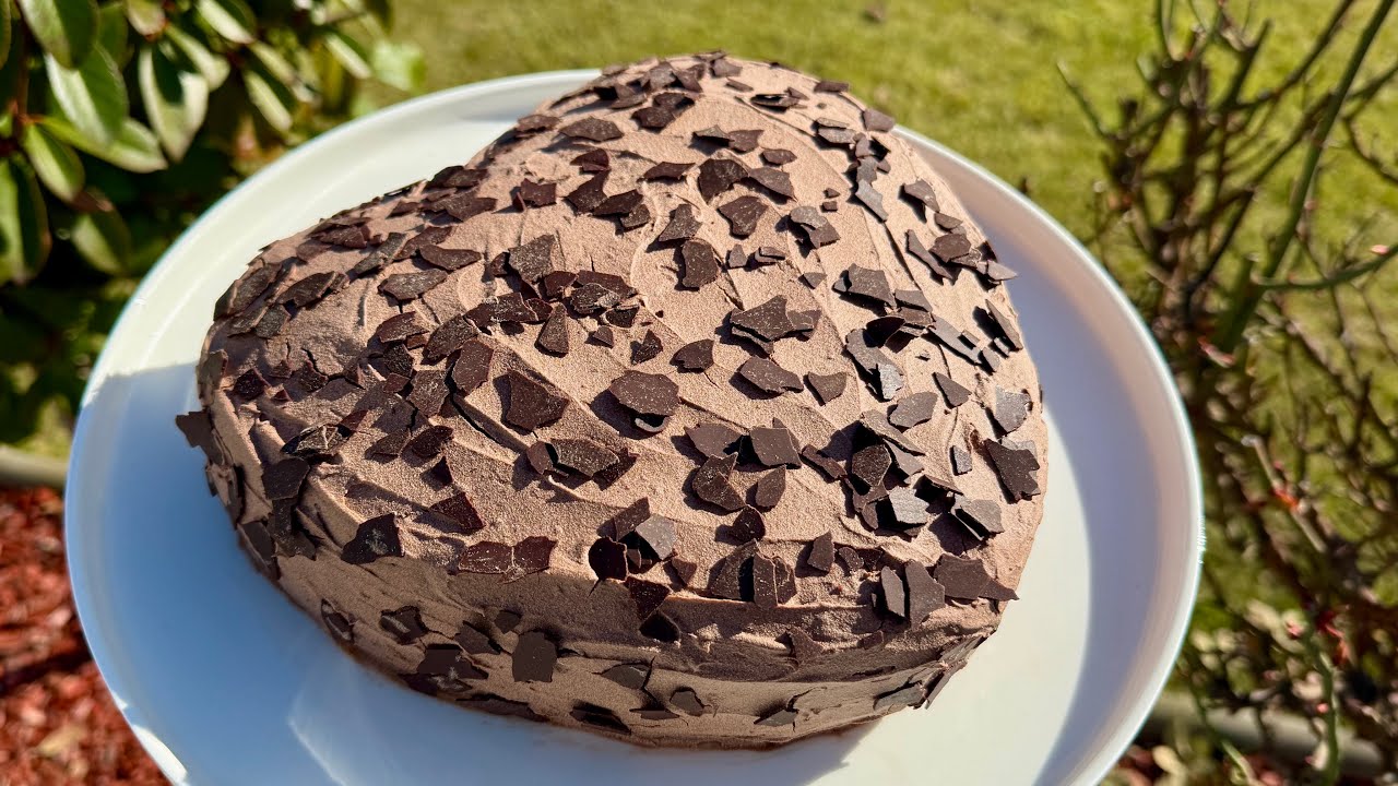 Prekrasen Čokoladen Kolač so 2 Jajca 💗