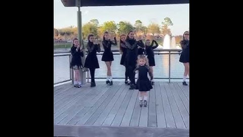 Thumbnail of Tiny tot Irish Dancing is cuteness overload!
